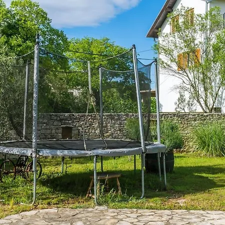 Casa Mlinari *