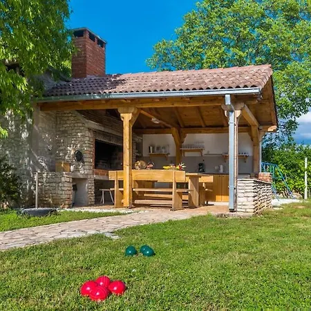 Casa Mlinari *